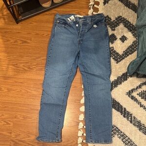 Levi's Women's Straight Leg Jeans in Blue Denim